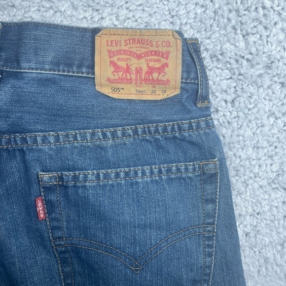 Levi's Jeans Unisex 16 Regular Fit Denim 28" Length 28" Width Casual Classic - Picture 5 of 5